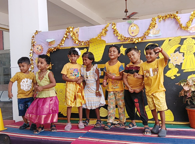 yellow day